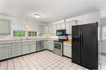 4095 Havenwood Drive, Winston-Salem, NC 27106 - Photo 10