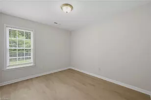 3925 Hickswood Forest Ct, High Point, NC 27265 - Photo 16