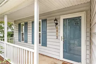 4902 Heritage Woods Ct, Greensboro, NC 27407 - Photo 2