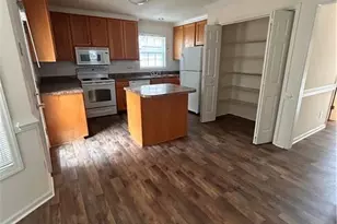 4902 Heritage Woods Ct, Greensboro, NC 27407 - Photo 12