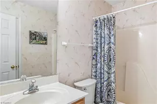 4902 Heritage Woods Ct, Greensboro, NC 27407 - Photo 18