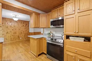 3089 Pipers Gap Rd, Mount Airy, NC 27030 - Photo 14