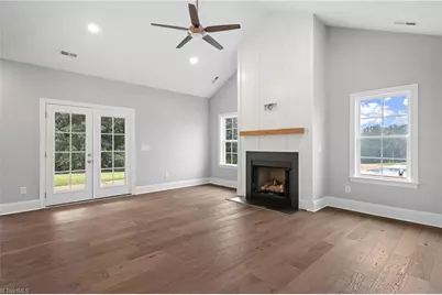 212 Avian Lane, Winston-Salem, NC 27127 - Photo 4