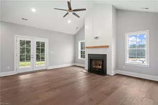 212 Avian Ln, Winston-Salem, NC 27127 - Photo 4