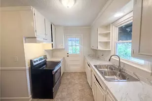 2403 Rowe St, Greensboro, NC 27407 - Photo 2