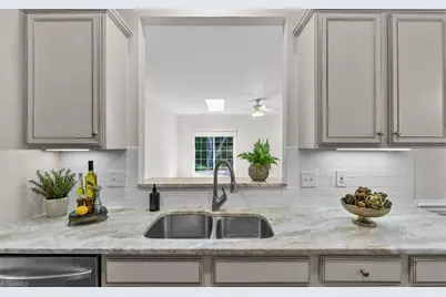 1055 Saint Michaels Lane, High Point, NC 27265 - Photo 10
