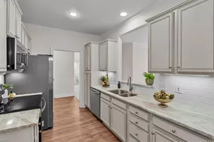 1055 St Michaels Ln, High Point, NC 27265 - Photo 12