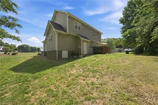 3993 Yount Ct, Burlington, NC 27215 - Photo 22