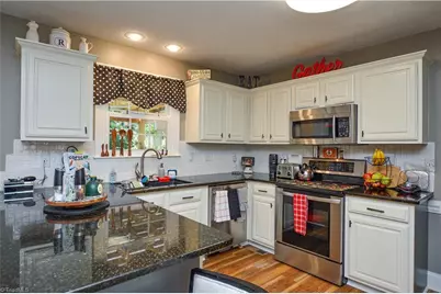 2186 Benwicke Drive, Pfafftown, NC 27040 - Photo 4