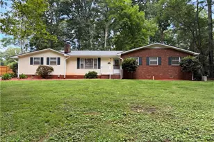 1309 Tohari Rd, Winston-Salem, NC 27105 - Photo 20
