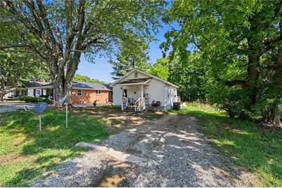 355 Foster Street, Burlington, NC 27217 - Photo 2