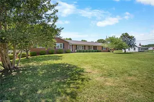 533 Rockway Dr, Lexington, NC 27295 - Photo 2