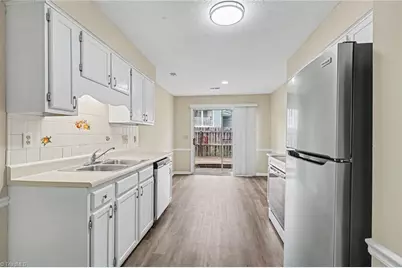 814 Guilford College Road, Greensboro, NC 27409 - Photo 8