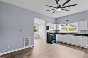 354 Anderson St, Denton, NC 27239 - Photo 16