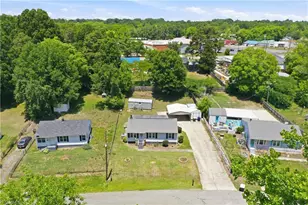 521 Graham Dr, Graham, NC 27253 - Photo 6