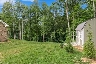 1070 Nauvoo Ridge Dr, Tobaccoville, NC 27050 - Photo 38