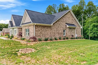 1070 Nauvoo Ridge Drive, Tobaccoville, NC 27050 - Photo 36