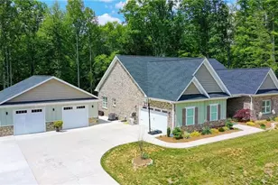 1070 Nauvoo Ridge Dr, Tobaccoville, NC 27050 - Photo 1