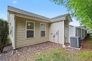 2957 Hyde Pl Cir, Winston-Salem, NC 27103 - Photo 28