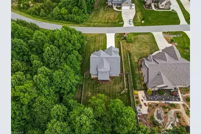 164 Pipers Ridge East, Winston-Salem, NC 27127 - Photo 32
