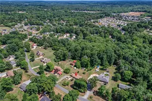 648 Williamsdale Rd, Graham, NC 27253 - Photo 4