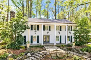 52 Dogwood Acres Dr, Chapel Hill, NC 27516 - Photo 2