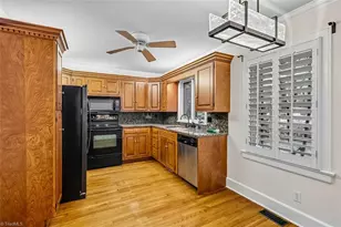 52 Dogwood Acres Dr, Chapel Hill, NC 27516 - Photo 20