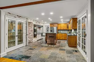 52 Dogwood Acres Dr, Chapel Hill, NC 27516 - Photo 12