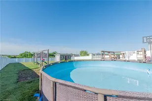 221 Estelle Dr, Lexington, NC 27295 - Photo 40