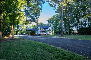 4109 Williams Dairy Rd, Greensboro, NC 27406 - Photo 8