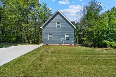 686 Sweetwater Road, Boomer, NC 28606 - Photo 22