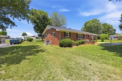 504 Sherwood Road, Reidsville, NC 27320 - Photo 34