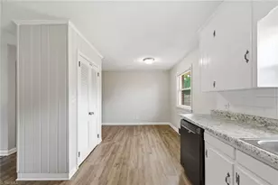 205 Cook St, Rural Hall, NC 27045 - Photo 14