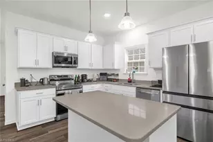 828 Sagemount St, Jamestown, NC 27282 - Photo 8