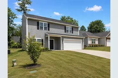 828 Sagemount Street, Jamestown, NC 27282 - Photo 2