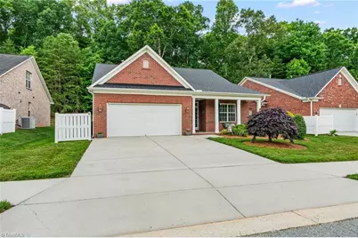 130 Heritage Hill Drive, Jamestown, NC 27282 - Photo 2