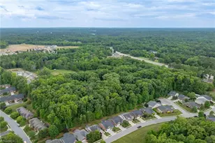 130 Heritage Hill Dr, Jamestown, NC 27282 - Photo 46