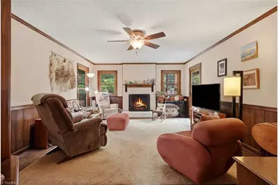 222 Shadowlawn Drive, Jamestown, NC 27282 - Photo 16