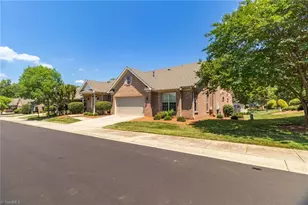 4711 Hanberry Dr, Greensboro, NC 27410 - Photo 6