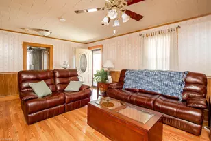 409 Wagstaff St, Thomasville, NC 27360 - Photo 2
