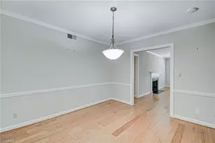 341 Hanover Arms Ct, Winston-Salem, NC 27104 - Photo 10