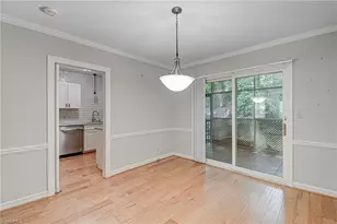341 Hanover Arms Ct, Winston-Salem, NC 27104 - Photo 8