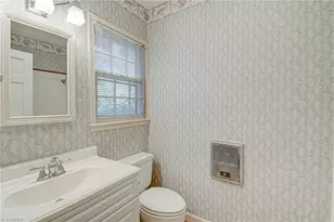 341 Hanover Arms Ct, Winston-Salem, NC 27104 - Photo 22