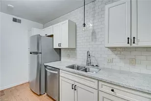 341 Hanover Arms Ct, Winston-Salem, NC 27104 - Photo 14