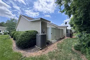 3273 Hyde Pl Cir, Winston-Salem, NC 27103 - Photo 30