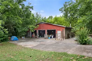 2136 Shacktown Rd, Yadkinville, NC 27055 - Photo 30
