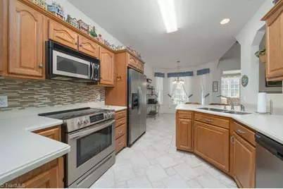 1225 Avery Way, Kernersville, NC 27284 - Photo 6