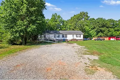 1928-1930 Durham Street, Burlington, NC 27217 - Photo 2