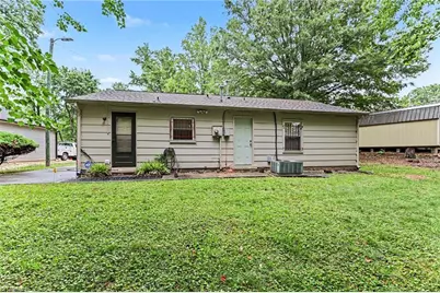 2904 Bainbridge Drive, Winston-Salem, NC 27105 - Photo 18