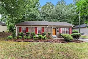 2904 Bainbridge Dr, Winston-Salem, NC 27105 - Photo 1